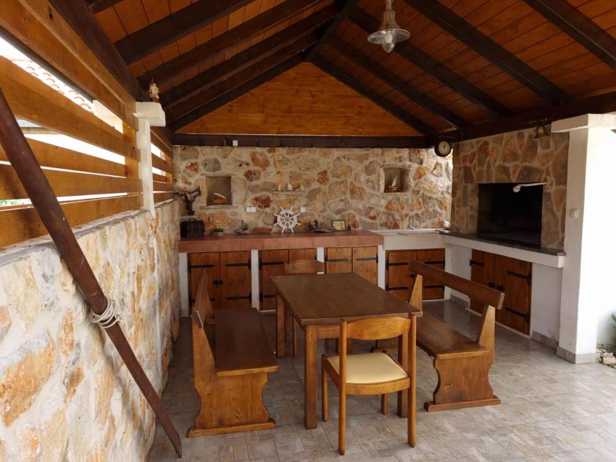 Kuca Za Odmor Dijana Villa Gornje Selo Exteriör bild