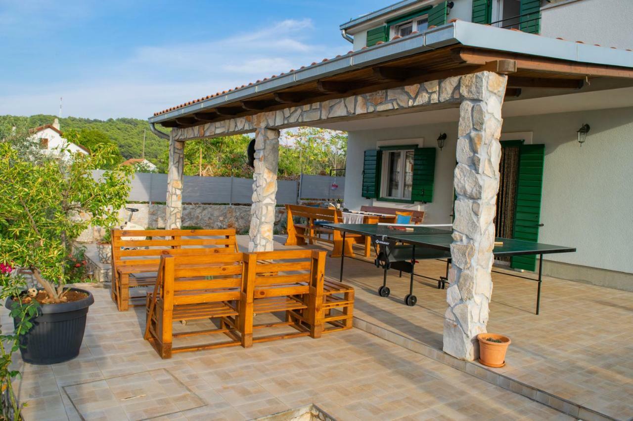 Kuca Za Odmor Dijana Villa Gornje Selo Exteriör bild
