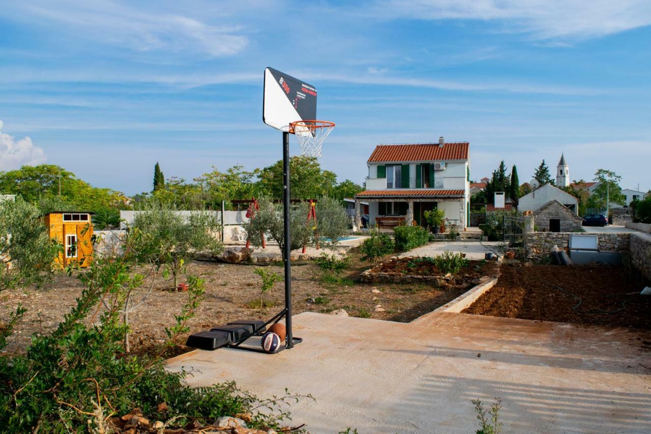Kuca Za Odmor Dijana Villa Gornje Selo Exteriör bild